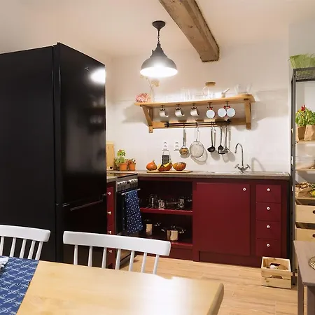 Mistrik דונובאלי