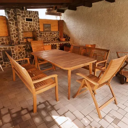 Mistrik * דונובאלי