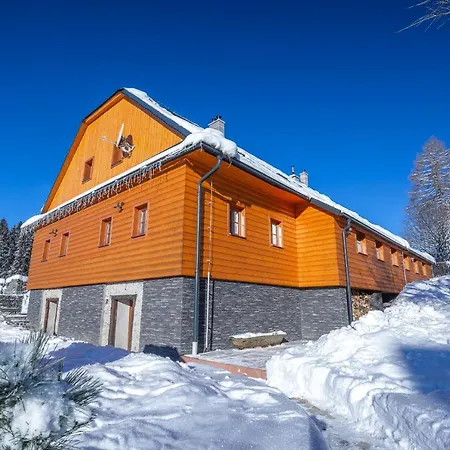 Mistrik אכסניה *