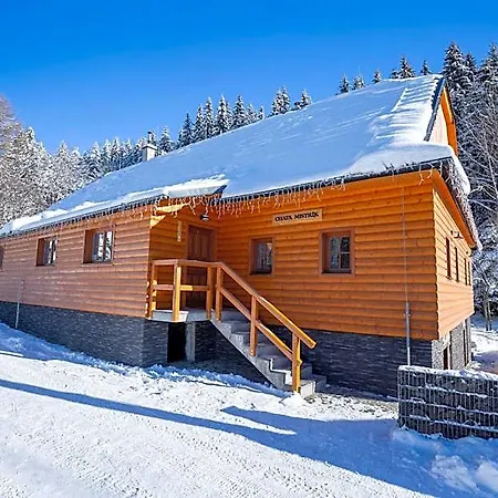 Mistrik Lodge